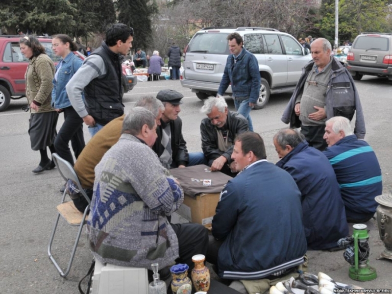 ქართველებისთვის მნიშვნელოვანი ეროვნული საკითხები უმუშევრობა და სიღარიბეა - NDI-ის კვლევაში 63% თავს დაუსაქმებლად მიიჩნევს