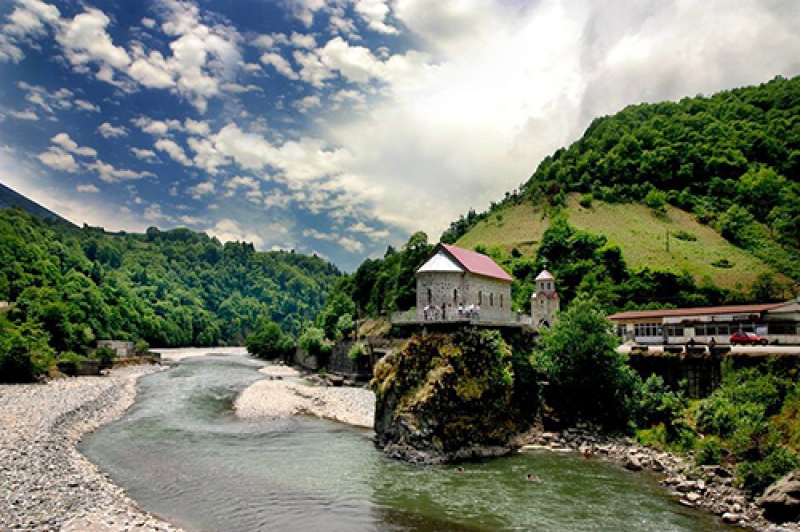 მთიანი აჭარის მიმართულებით გიდების გადამზადება აქტიურ ფაზაშია