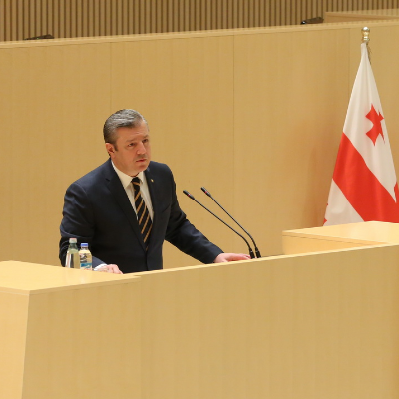 "მინდა, ორიოდე სიტყვა ვთქვა საკუთარ თავზე..." - რაზე ისაუბრა დასკვნით სიტყვაში პრემიერმა პარლამენტში
