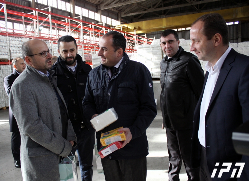 დიმიტრი ქუმსიშვილმა პროგრამის "აწარმოე საქართველოში" ფარგლებში ჰიგიენური ქაღალდების მწარმოებელი საწარმო "ტისუპეიპერი" გახსნა