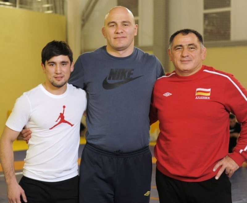 ვლადიმერ ხინჩეგაშვილი ჩრდილო ოსეთში: "სასიამოვნოა, როცა როგორც შინაურს, ისე გგულშემატკივრობენ"