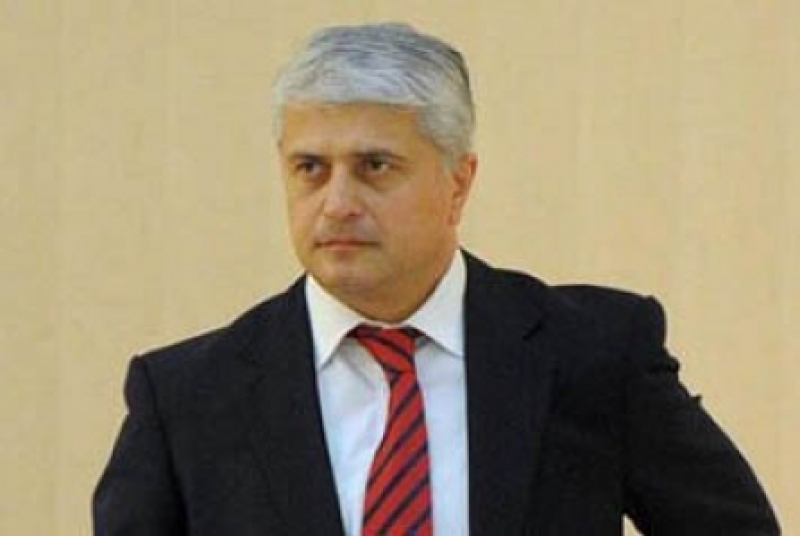 გელა ხვედელიძის ვარაუდით, მასზე თავდამსხმელები მოჭიდავეები არიან