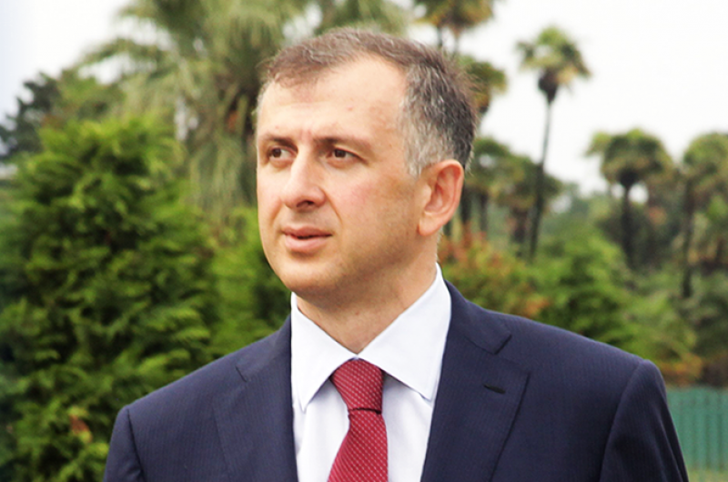 "შს მინისტრისგან მივიღე პირობა, რომ 1 საათში დაკავებული ბათუმელი ბიჭები გათავისუფლდებიან" - აჭარის მთავრობის თავმჯდომარე