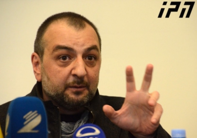 დავით დვალი აცხადებს, რომ "რუსთავი 2"-ში პოლიციის დახმარებით შესვლას არ აპირებს
