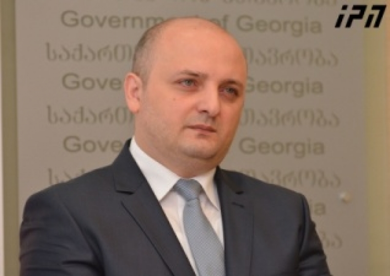 მინდია ჯანელიძე აცხადებს, რომ ირაკლი ალასანიას ხელშეკრულებაზე ხელმოწერის რამდენიმე დღით გადადება სთხოვა 
