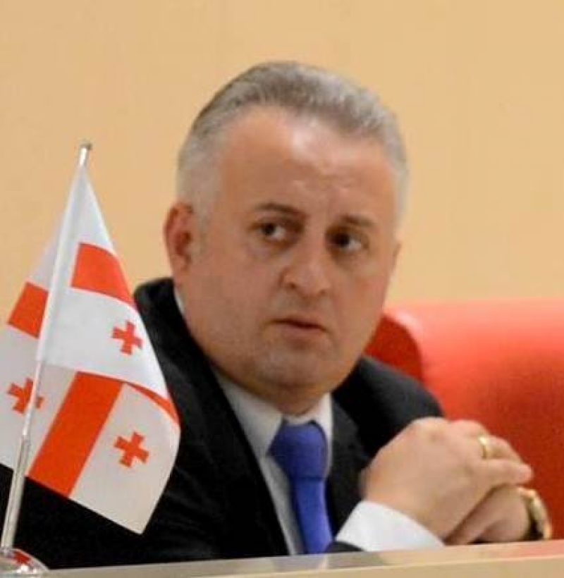 "თქვე პათოლოგებო! აგერ შემომახვიეთ, თქვენი მანდატები" - ოთარ ჩრდილელი გაუპატიურების ამსახველ კადრებზე