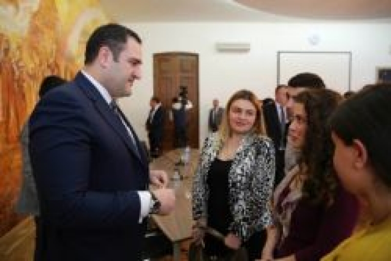 ალექსანდრე ჭიკაიძე სტუდენტებს ანტინარკოტიკულ კამპანიაზე ესაუბრა