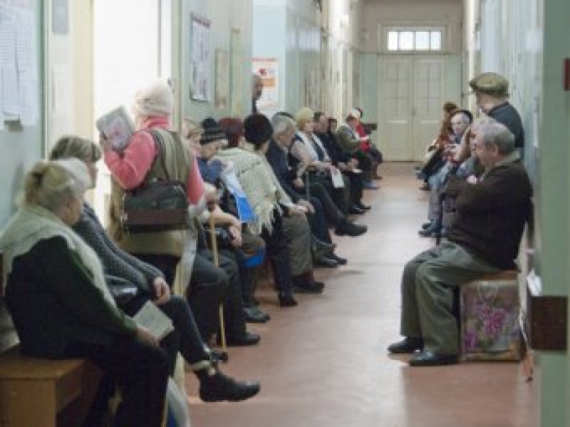 ექიმთან რიგში მდგომი პენსიონერი გარდაიცვალა