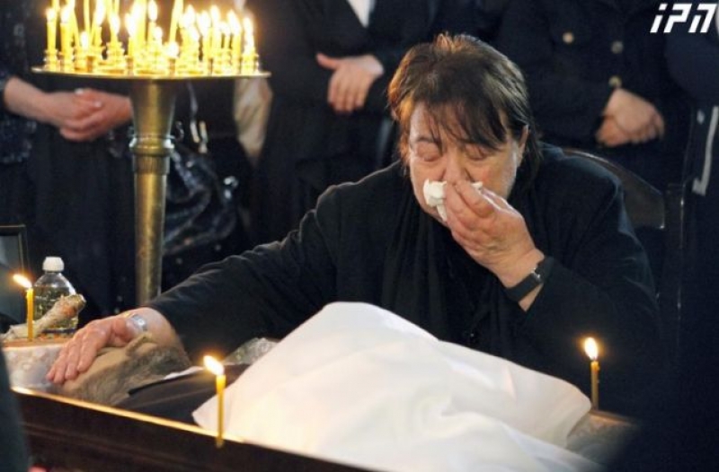 კოტე თოლორდავას დედა ხელოვნური სუნთქვის აპარატზეა შეერთებული