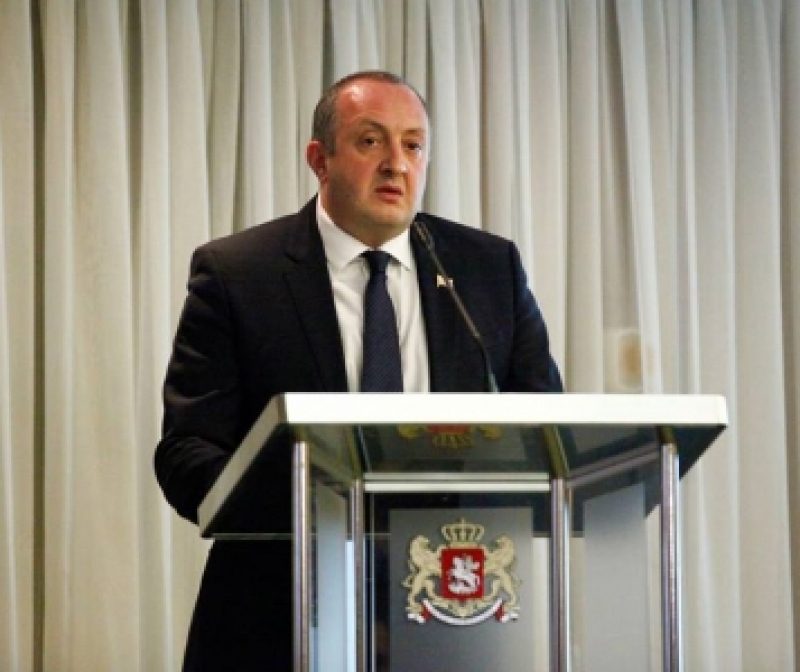 მარგველაშვილი: "ხომ არ გავაკეთო რაიმე აპლიკაცია აიფონისთვის?"