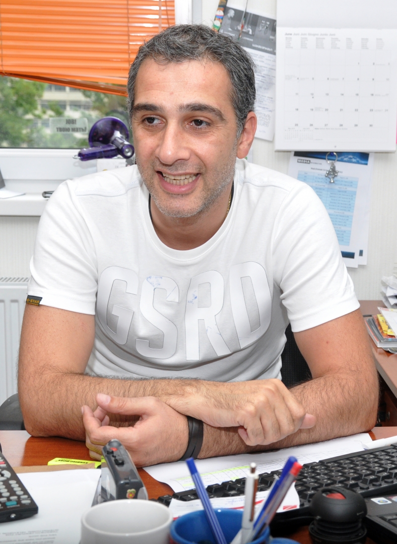 ''ზეგარდმოსექსუალურ'' გეგა ფალავანდიშვილს საკუთარი ღიმილი არ მოსწონს