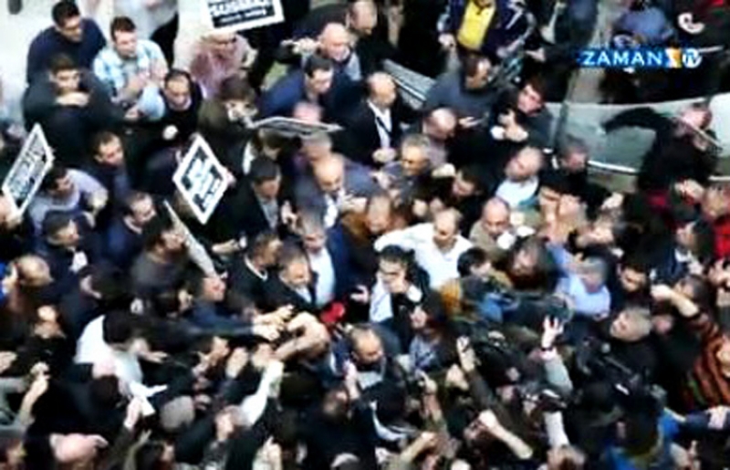 თურქეთში მედიასაშუალებების 20-ზე მეტი თანამშრომელი დააკავეს