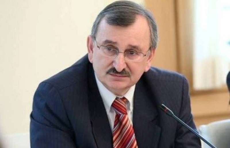 "ზის ნალოთავები სადღაც და განიცდის სიამოვნებას მისი გაუჩინარებით გამოწვეული დაბნეულობის გამო" - რომან გოცირიძე პუტინის გაქრობაზე