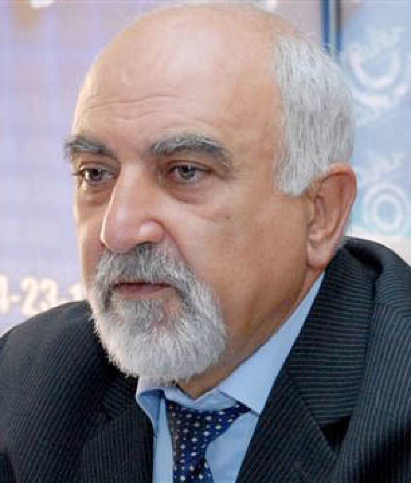სომხეთში პრეზიდენტობის კანდიდატი დაჭრეს 