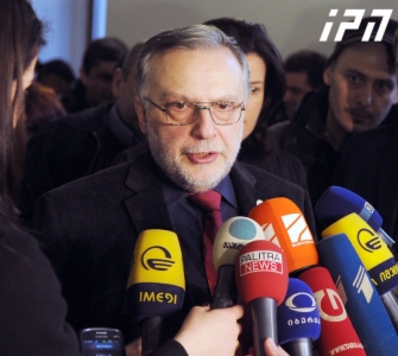 ვლადიმერ პაპავა "აუდიტორია 115"-ის წევრებს ხვდება