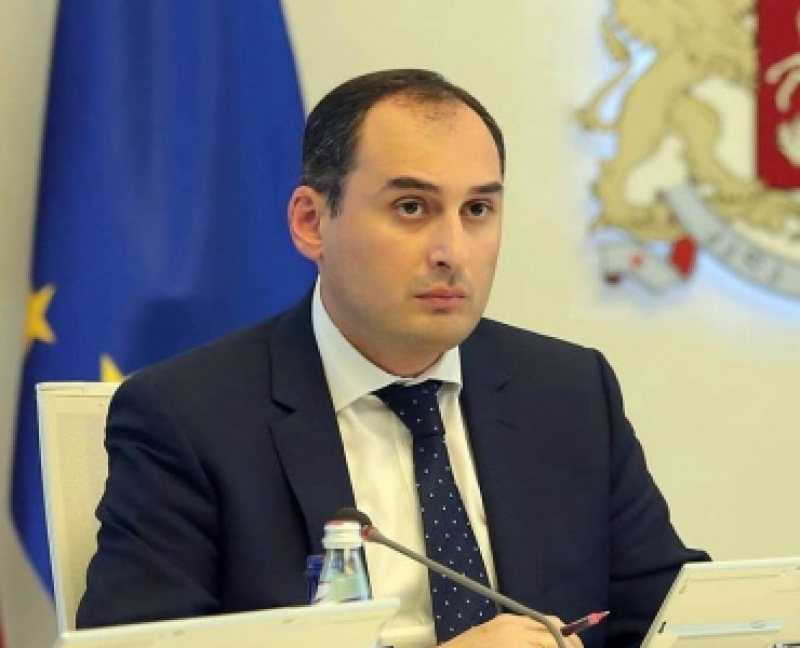 დიმიტრი ქუმსიშვილი - ლარიზაციის პროექტით მთავრობის არც ერთი წევრი არ ისარგებლებს, მიუხედავად იმისა, აქვს თუ არა მას რაიმე სახის კრედიტი