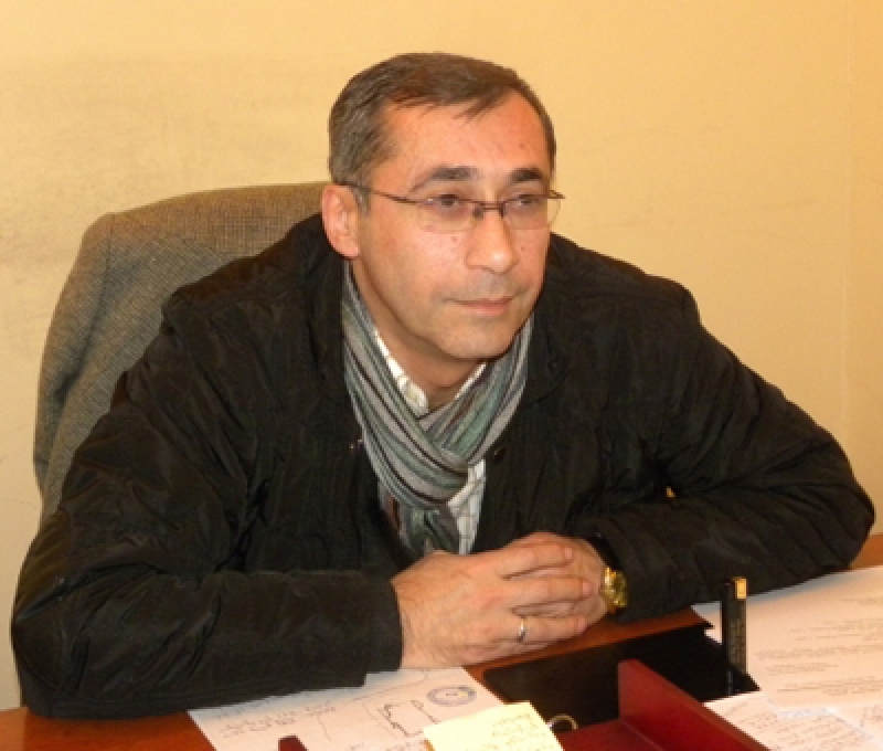 ქუთაისის მერიის საბინაო სამსახური - მამაკაცი, რომელმაც სახე დაისერა, ბოშა იყო