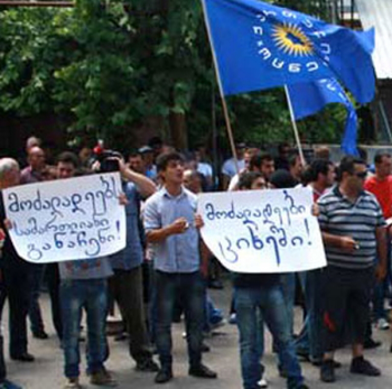"მამუკა ხვედელიანმა ერთადერთი შვილი დამიხვრიტა" - კიდევ ერთი საქმე პროკურატურაში