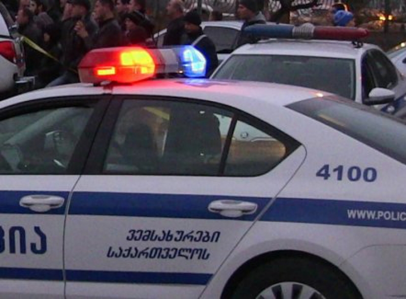 qartli.ge: ჯერ მძღოლს "ჩაუფურთხებია" ალკოტესტში და მერე პატრულს ჩაურტყია აპარატი