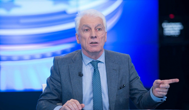 "პიდარასტებშიც არიან მაგაზე ღირსეულები" - თამაზ მეჭიაური დავით ზურაბიშვილზე
