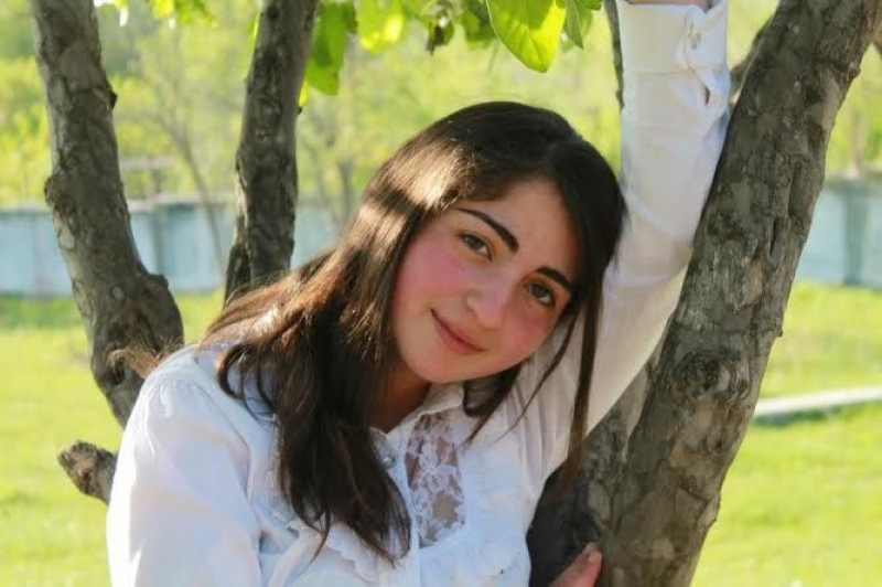 18 წლის კასპელი გოგონას ზეციური ხედვა და მისი საოცარი ხატები 