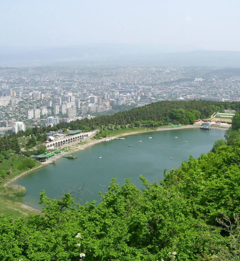 ბესო ხარძიანსა და ბუბა კიკაბიძეს პროკურატურაში უჩივიან და კუს ტბის "ახევაში" ადანაშაულებენ 