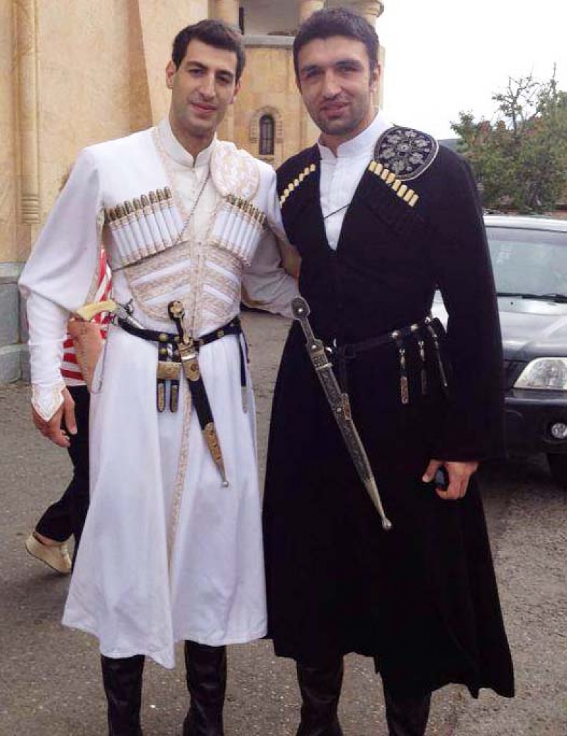 თორნიკე შენგელია და ზაზა ფაჩულია დანათესავდნენ 