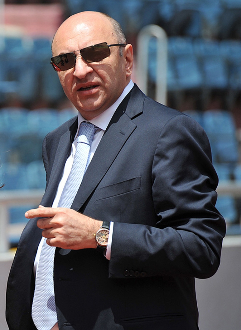 "ჩემი მეუღლე სპორტის დედოფალზე ეჭვიანობს" - რისთვის ემზადება საქართველოს მძლეოსნობის შეფი