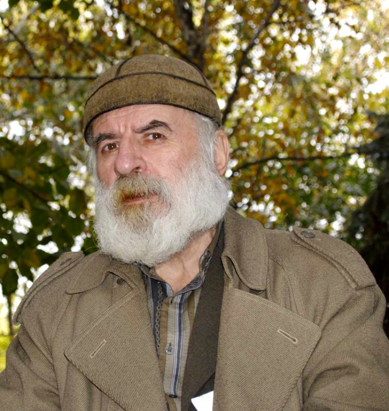 "ასი ლექსი" - გასახსენებლად და დასავიწყებლად