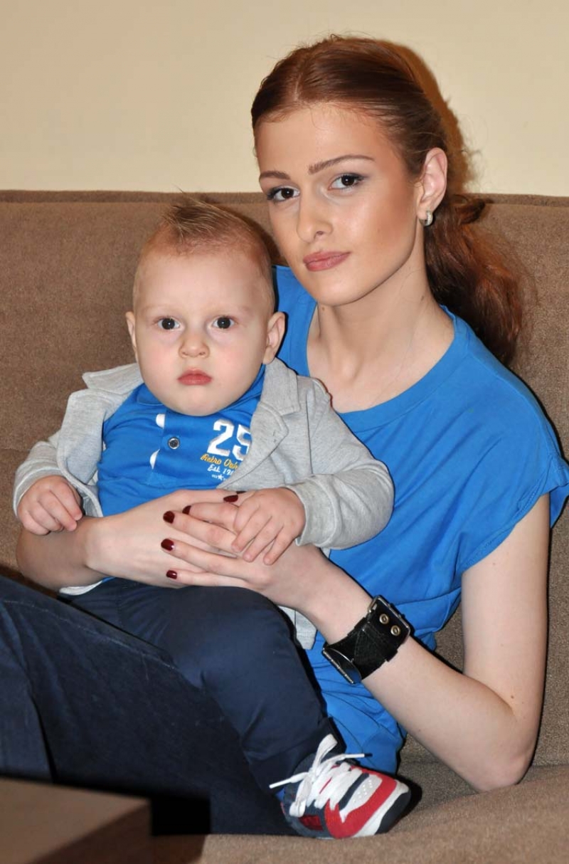 "კვირაში ერთხელ თუ ფრის შეჭამს, ამით არაფერი შავდება" - იცავენ თუ არა ბავშვებს მავნე საკვებისგან ცნობილი დედები