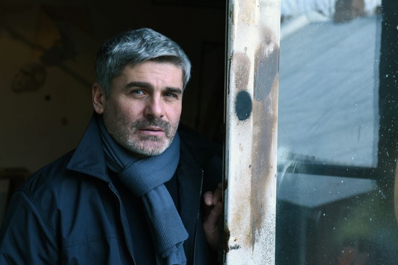 "იცი, შენზე მეტად ვინ მიყვარსო? - ვინ-მეთქი? - საქართველოო" 