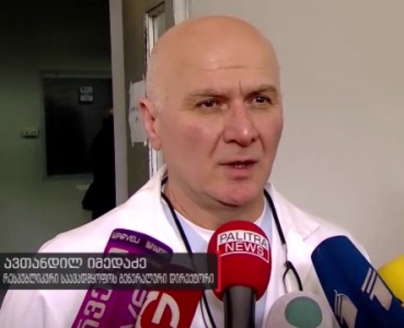 კლინიკის დირექტორი - დაჭრილი მოზარდის გადარჩენის შანსი არსებობს, ამიტომ მიმდინარეობს ბრძოლა