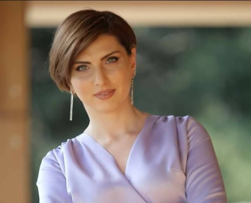 29 წლის მარტოხელა დედას, რომელსაც ავთვისებიანი სიმსივნე დაუდგინდა, საზოგადოების დახმარება ესაჭიროება