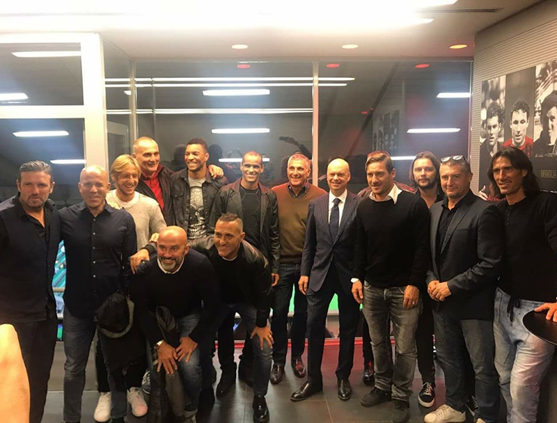 მსოფლიო ფეხბურთის ვარსკვლავები უკვე თბილისში არიან