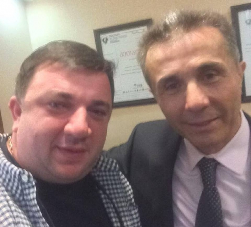 "ეს ფოტო არ მაპატია ნიკა გვარამიამ..." - პაატა გულიაშვილი "რუსთავი 2"-დან ბიძინა ივანიშვილთან გადაღებული ფოტოს გამო გაუშვეს?